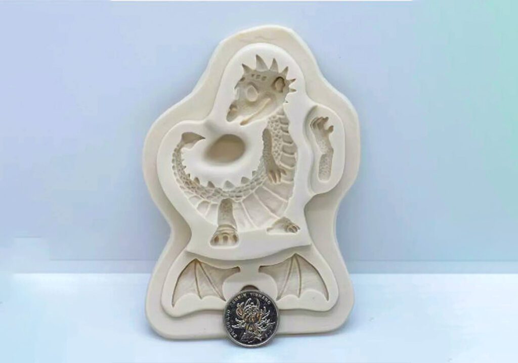 Flying dragon-shaped silicone mould for fondant chocolate candy melts resin clay