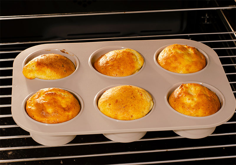 Muffins baked in a silicone mould in an air fryer
