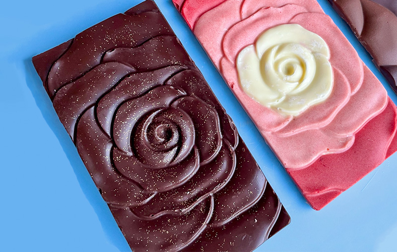 Homemade chocolate bars using silicone moulds